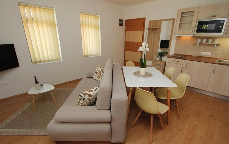 Wohn- und Esszimmer